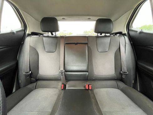 Used 2022 Buick Encore GX Select FWD image 30