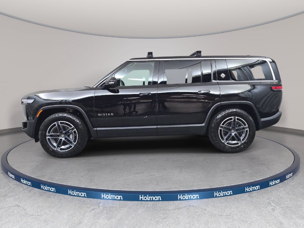Used 2025 Rivian R1S Adventure Dual AWD/4WD image 9