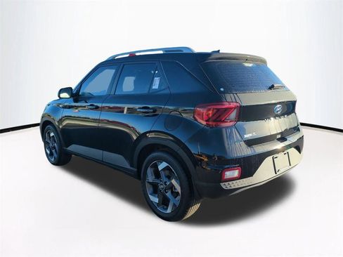 New 2026 Hyundai Venue SEL image 7