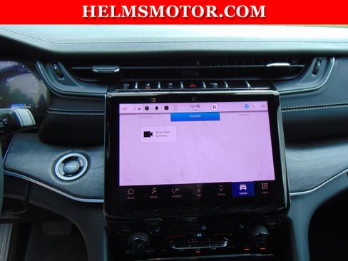 Certified 2025 Jeep Grand Cherokee Limited AWD/4WD image 28