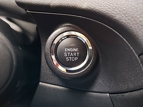 Certified 2025 Subaru Ascent Touring image 37