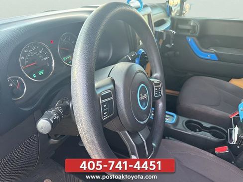 Used 2013 Jeep Wrangler Sport AWD/4WD image 10