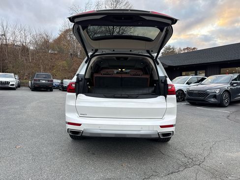 Used 2020 BMW X7 xDrive40i w/ Premium Package image 19