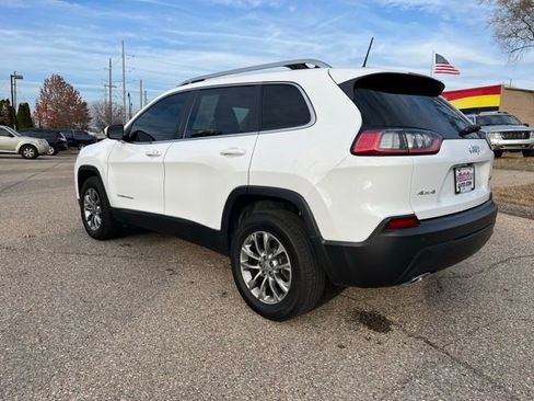 Used 2021 Jeep Cherokee Latitude Lux image 3