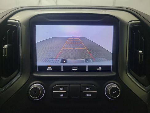 Used 2021 Chevrolet Silverado 2500 LT w/ Convenience Package image 22