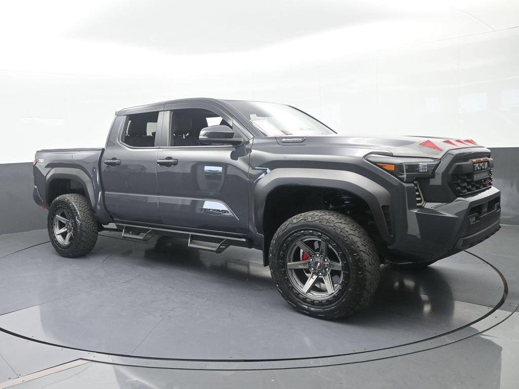 Used 2025 Toyota Tacoma TRD Off-Road w/ TRD Off Road Premium Package AWD/4WD image 8