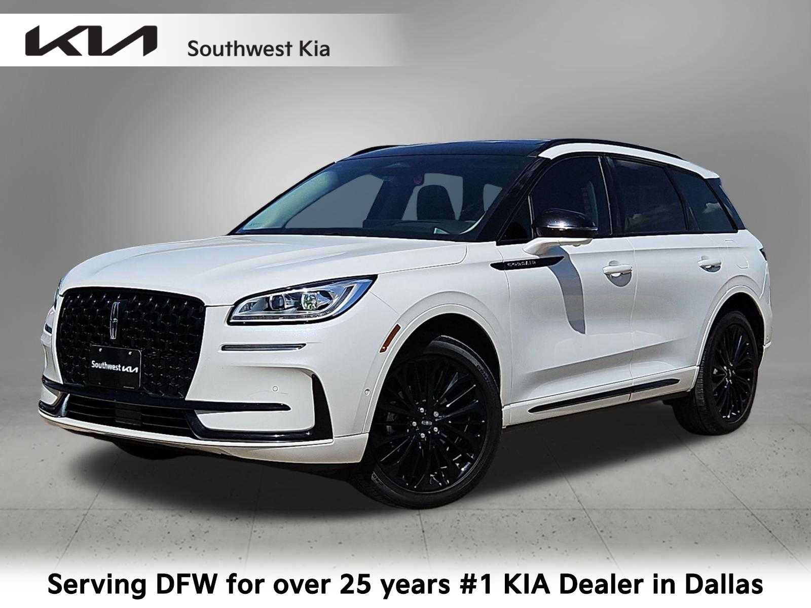 Used 2023 Lincoln Corsair Reserve w/ Equipment Group 202A FWD image 1