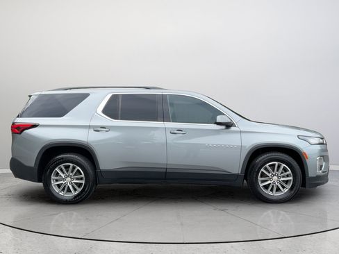 Certified 2023 Chevrolet Traverse LT w/ LPO, Cargo Package AWD/4WD image 6