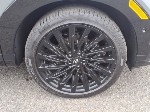 Used 2025 Hyundai Santa Fe Calligraphy image 10