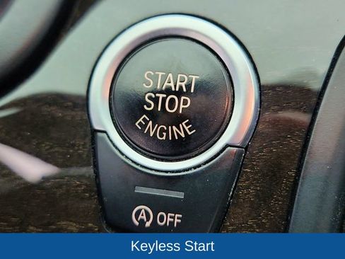 Used 2016 BMW 535i xDrive Sedan AWD/4WD image 19