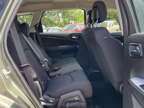 Used 2017 Dodge Journey SE FWD image 27
