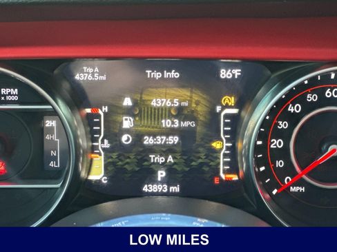 Used 2021 Jeep Gladiator Rubicon AWD/4WD image 36