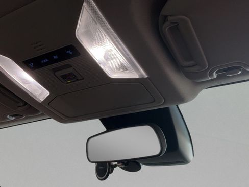 Used 2022 Toyota RAV4 XLE FWD image 34