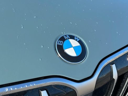 New 2026 BMW X1 xDrive28i w/ Technology Package AWD/4WD image 11