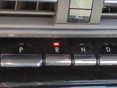 Used 2022 Lincoln Corsair FWD w/ Equipment Group 101A image 26