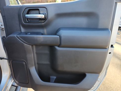 Used 2019 Chevrolet Silverado 1500 W/T w/ Trailering Package image 40