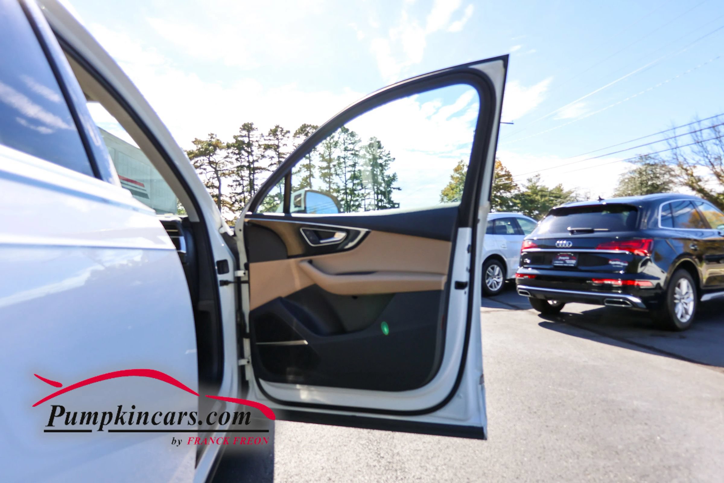 Used 2021 Audi Q7 2.0T Premium Plus w/ Executive Package AWD/4WD image 23