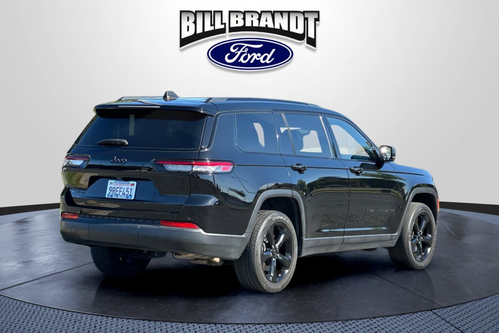 Used 2023 Jeep Grand Cherokee L Laredo AWD/4WD image 3