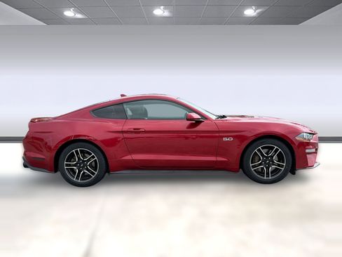 Used 2020 Ford Mustang GT w/ Equipment Group 301A image 7