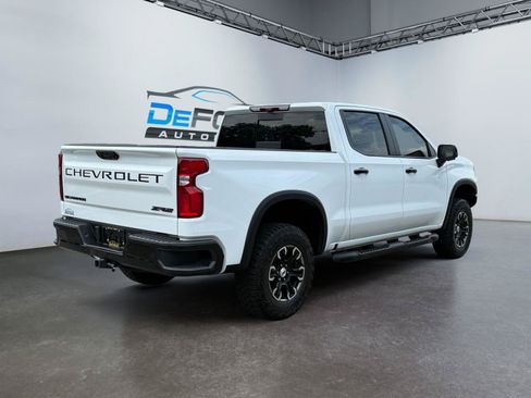 Used 2024 Chevrolet Silverado 1500 ZR2 w/ Technology Package AWD/4WD image 3