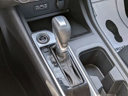 Certified 2023 Nissan Sentra SV FWD image 23