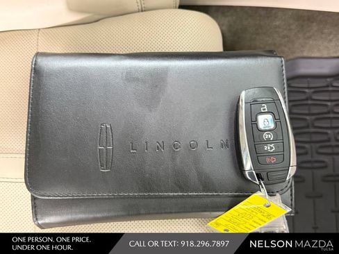 Used 2018 Lincoln MKX Reserve w/ Driver Assistance Package FWD image 49