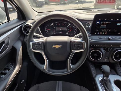 Certified 2024 Chevrolet Blazer LT w/ Convenience Package FWD image 16