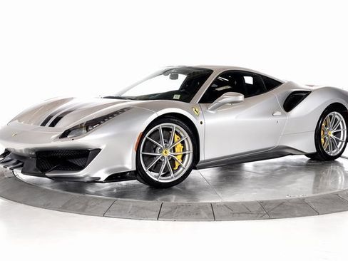 Used 2020 Ferrari 488 Pista Coupe image 1