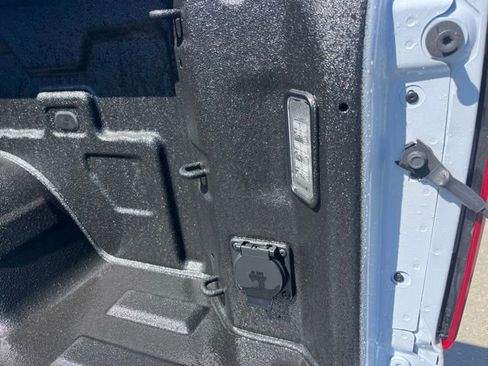 New 2026 Chevrolet Silverado 1500 High Country image 9