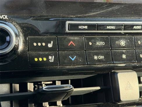 Certified 2020 Toyota Highlander Platinum image 22