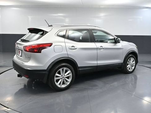 Used 2017 Nissan Rogue Sport SV AWD/4WD image 5