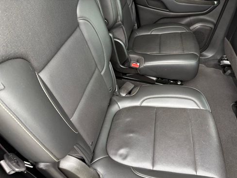 Used 2021 GMC Acadia SLT AWD/4WD image 55