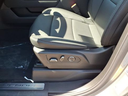 New 2026 GMC Sierra 3500 Denali w/ Denali Reserve Package AWD/4WD image 19
