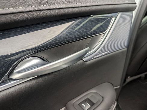 Used 2025 Cadillac XT5 Premium Luxury image 25