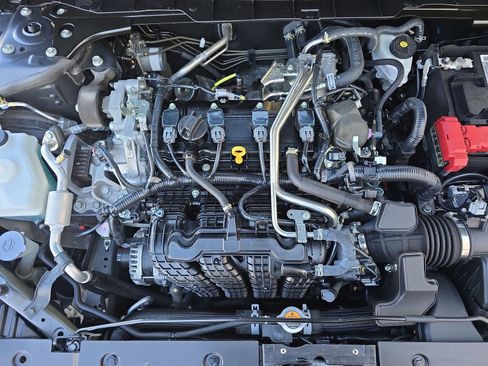 Used 2024 Nissan Altima 2.5 SV image 35