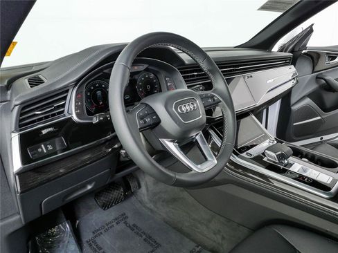 Used 2026 Audi Q8 Premium Plus AWD/4WD image 4