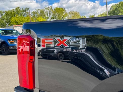 New 2025 Ford F350 XLT w/ FX4 Off-Road Package image 23