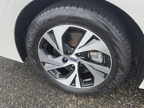 Certified 2023 Subaru Legacy Premium image 6