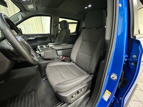 Certified 2026 Chevrolet Silverado 1500 LT AWD/4WD image 25