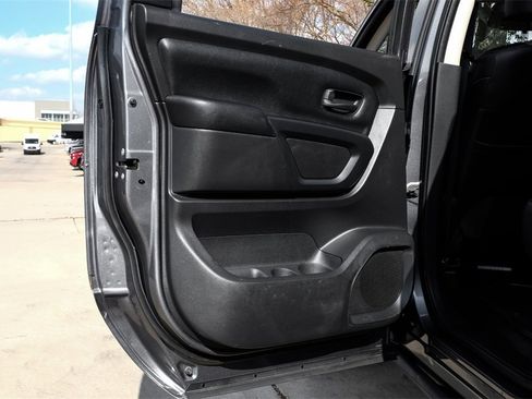 Used 2019 Nissan Titan S w/ S Utility Package image 43