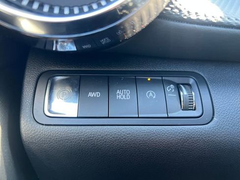 Certified 2025 Chevrolet Equinox LT image 24