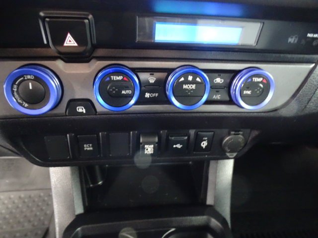 Used 2023 Toyota Tacoma TRD Off-Road AWD/4WD image 13