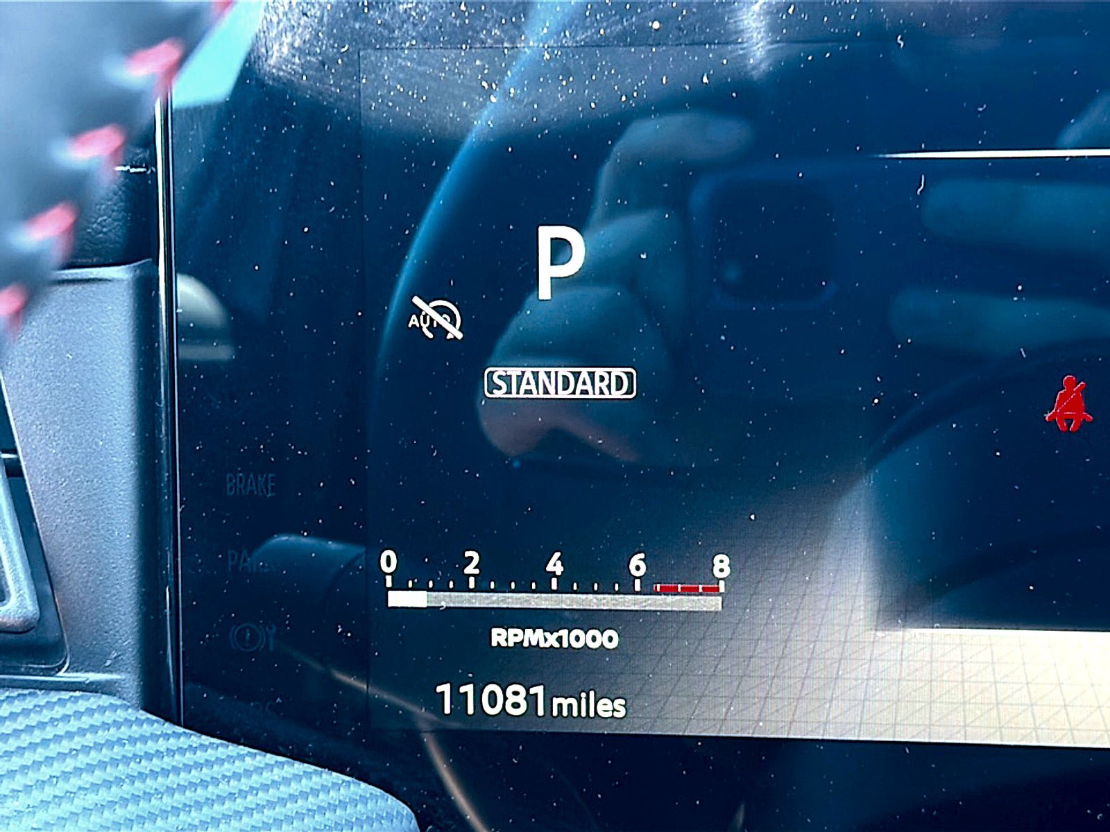 Used 2025 Nissan Kicks SR FWD image 27