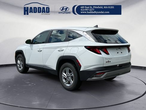 Used 2025 Hyundai Tucson SE AWD/4WD image 3