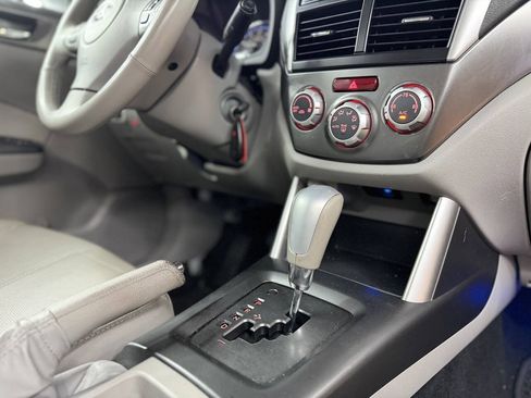 Used 2013 Subaru Forester 2.5X Limited AWD/4WD image 6
