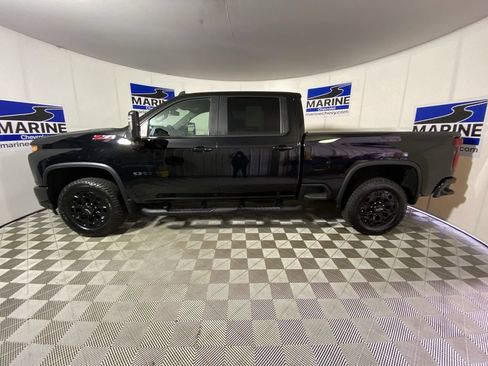 Used 2022 Chevrolet Silverado 2500 LTZ w/ LTZ Plus Package AWD/4WD image 10