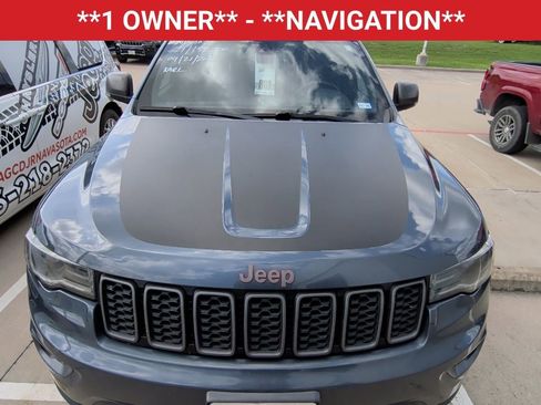 Used 2021 Jeep Grand Cherokee Trailhawk w/ Trailhawk Luxury Group AWD/4WD image 2