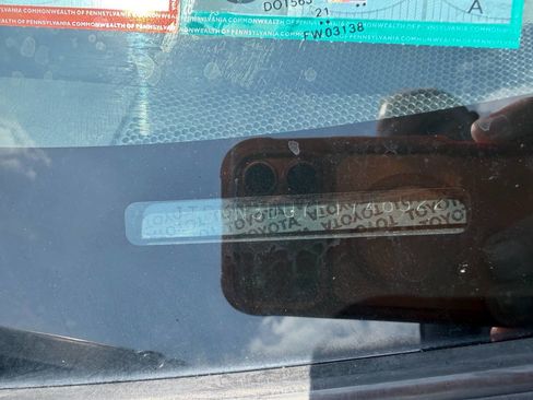 Used 2010 Toyota Prius FWD image 40