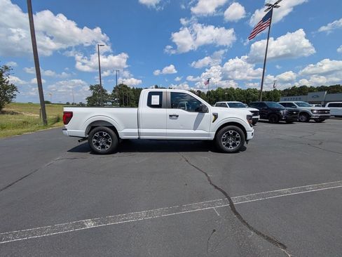 Used 2024 Ford F150 STX RWD image 3