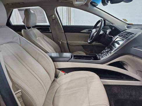 Used 2018 Lincoln MKZ Reserve w/ Climate Package AWD/4WD image 13